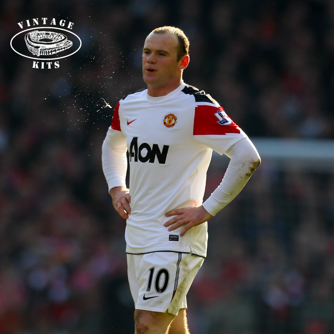 Manchester United 10/11 Away