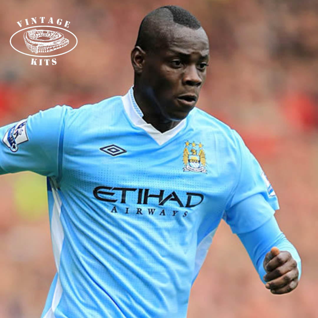 Manchester City 11/12 Home Kit