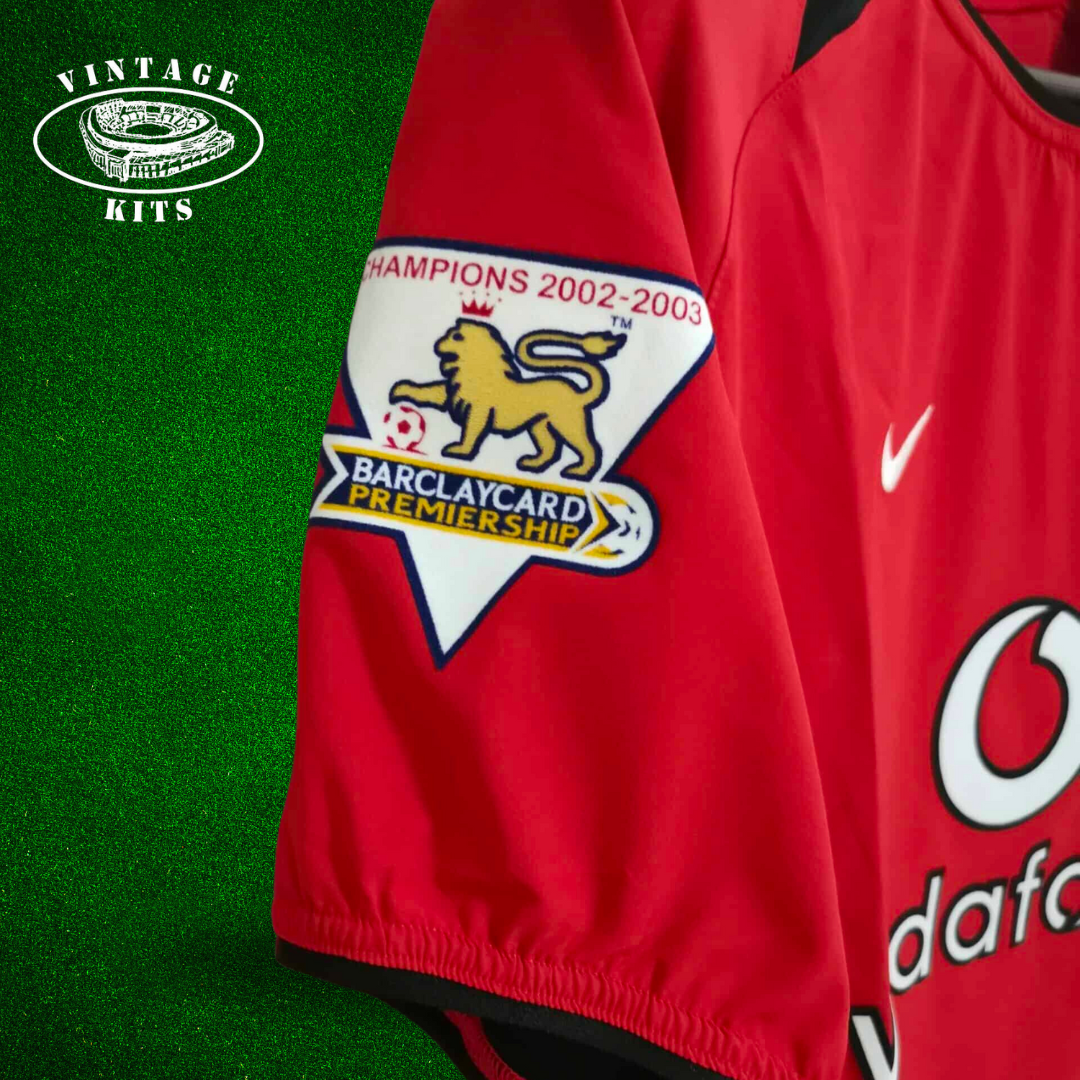 Manchester United 02/03 Home Kit