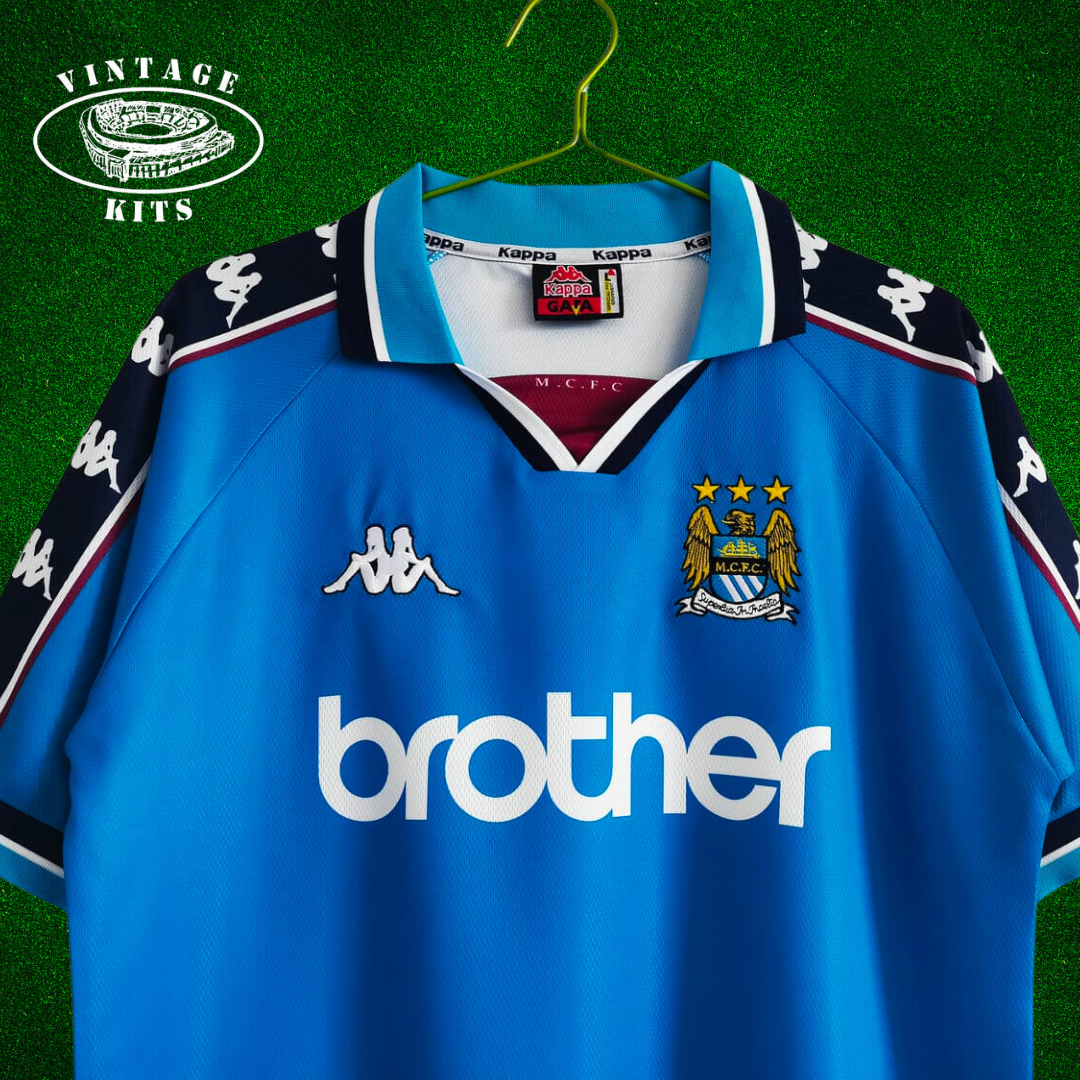 Manchester City 98/99 Home Kit
