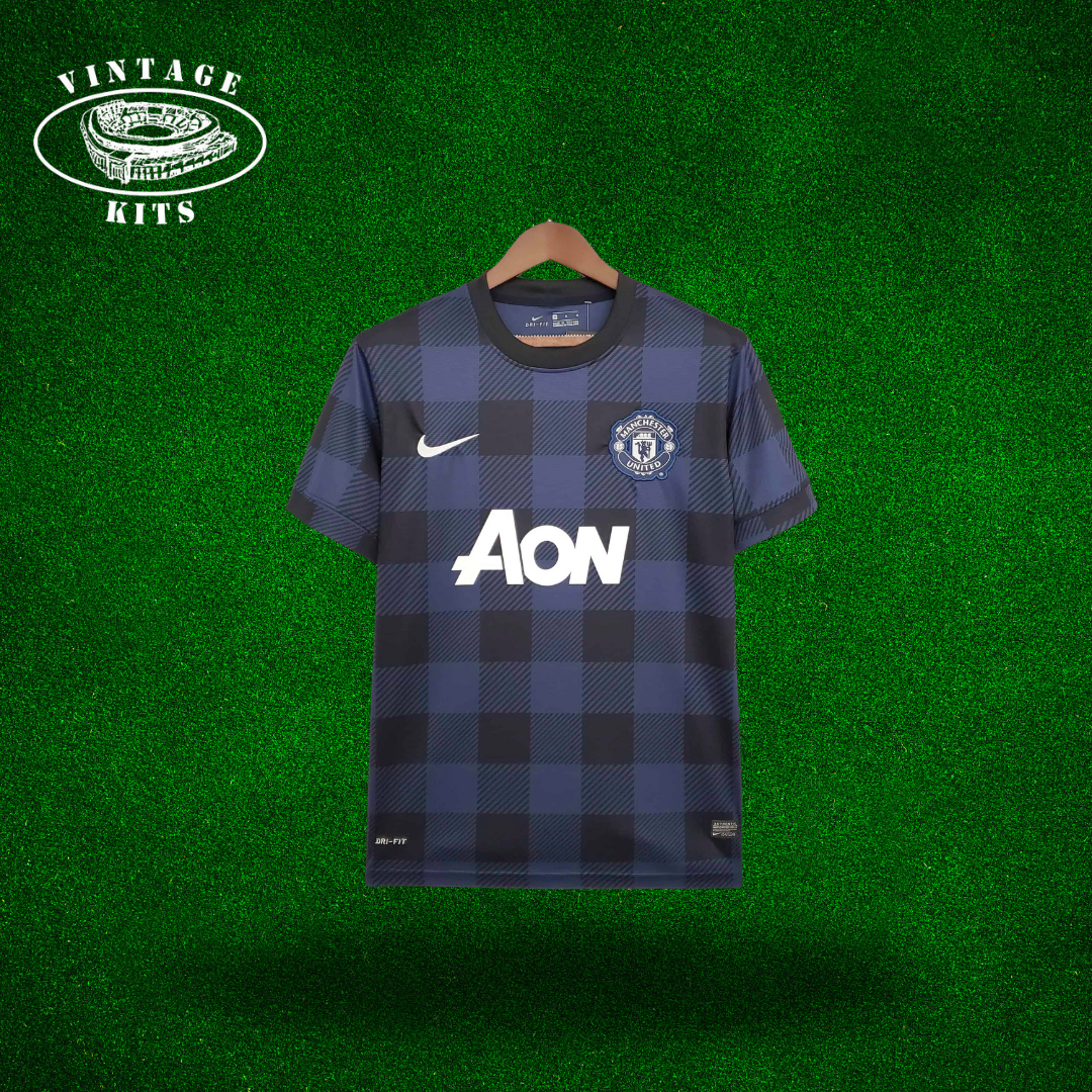 Manchester United 13/14 Away Kit – Vintage Kits Manchester United 13/14 Away Kit – Vintage Kits