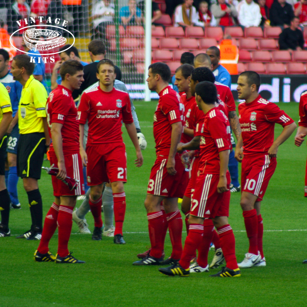 Liverpool 10/11 Home Kit