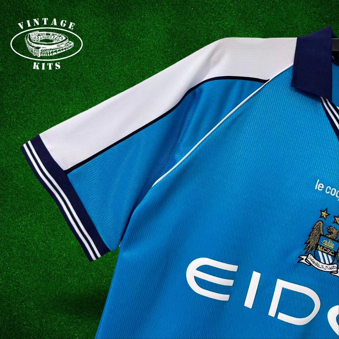 Manchester City 99/01 Home Kit