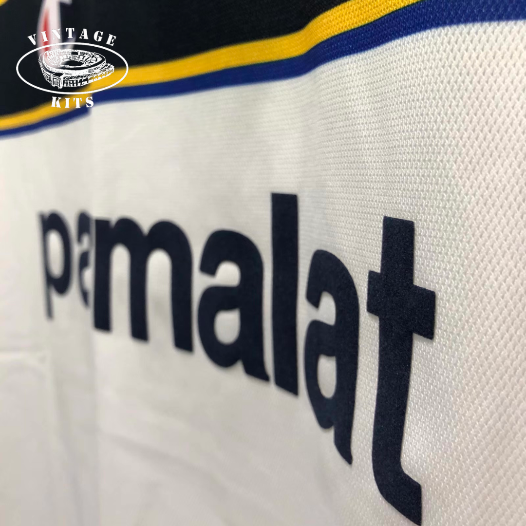 Parma 02/03 Away Kit