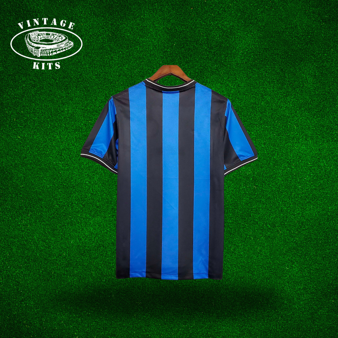 Inter Milan 09/10 Home Kit