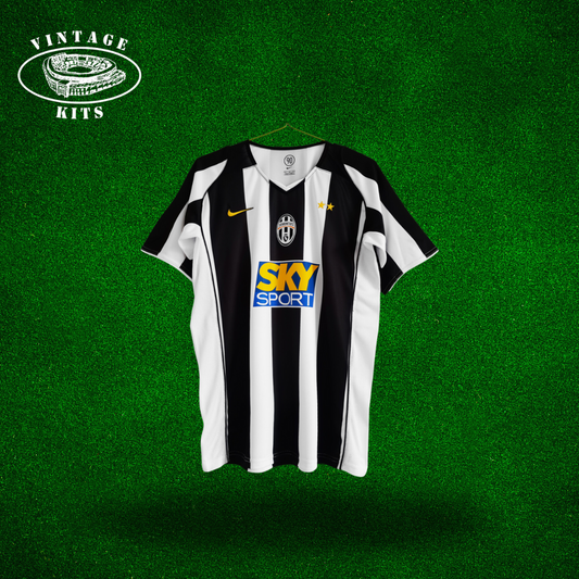 Juventus 04/05 Home Kit