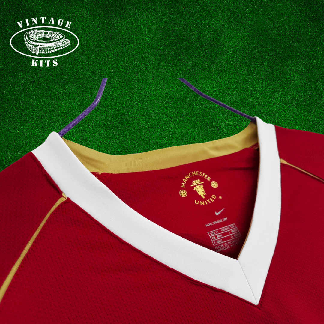 Manchester United 06/07 Home Kit (Long Sleeve)