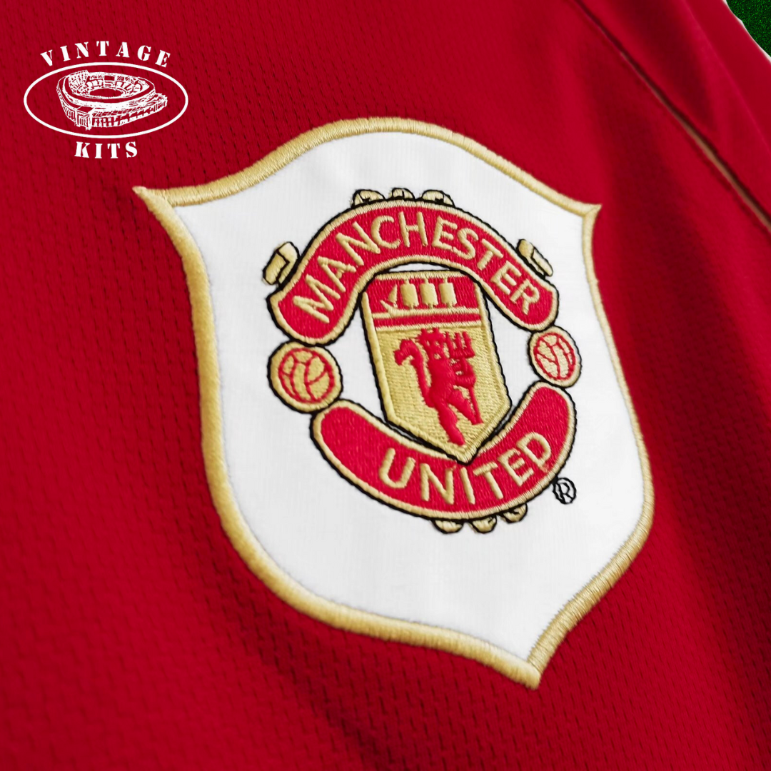 Manchester United 06/07 Home Kit (Long Sleeve)