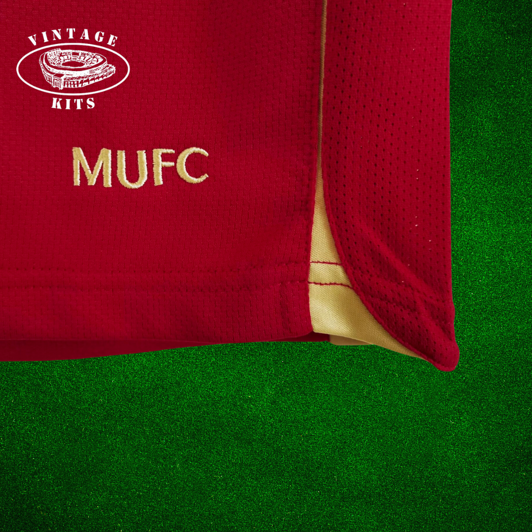Manchester United 06/07 Home Kit (Long Sleeve)