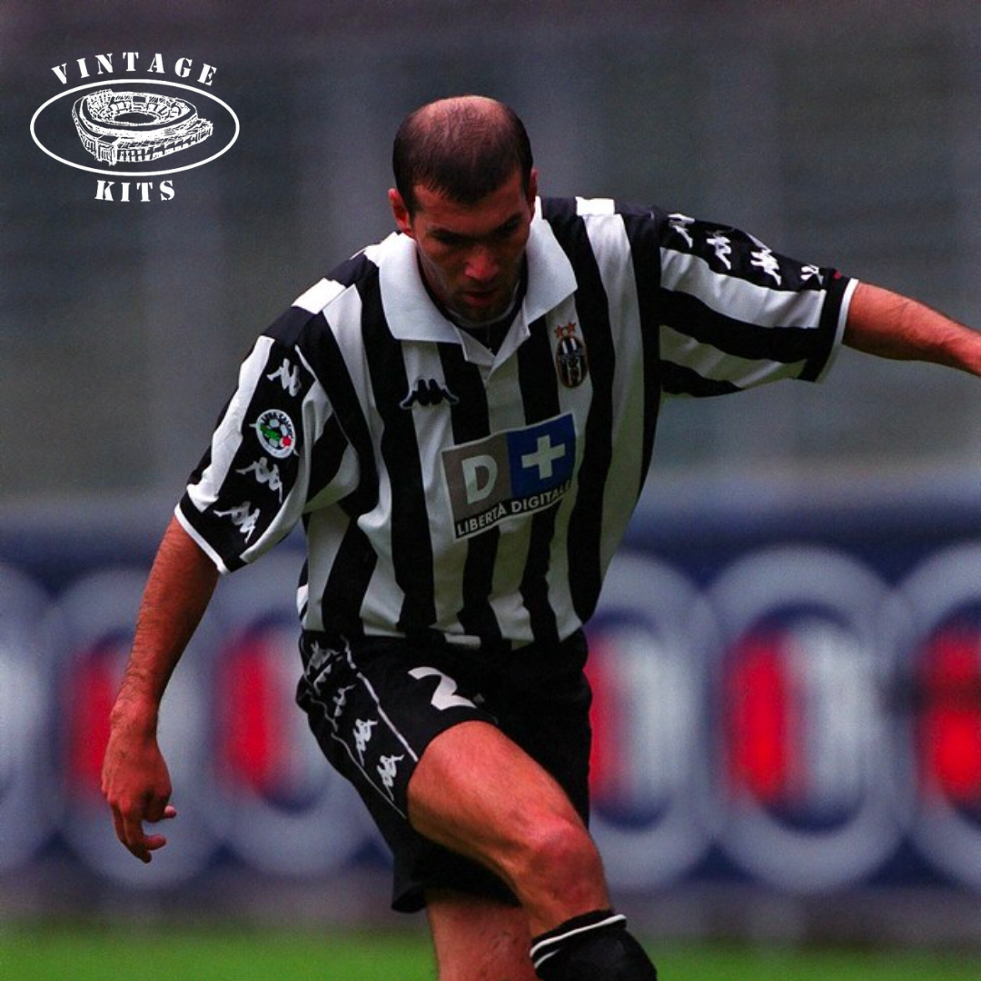 Juventus 99/00 Home Kit