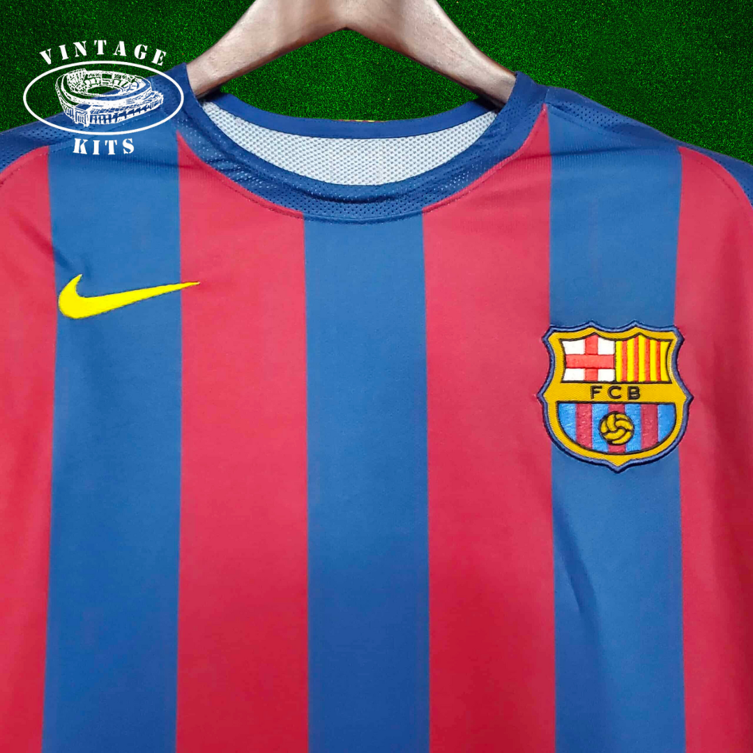 Barcelona 05/06 Home Kit