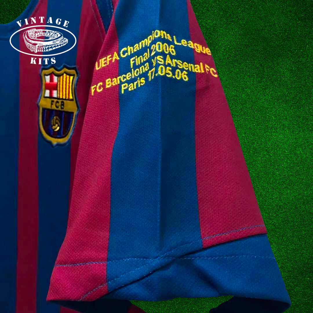 Barcelona 05/06 Home Kit