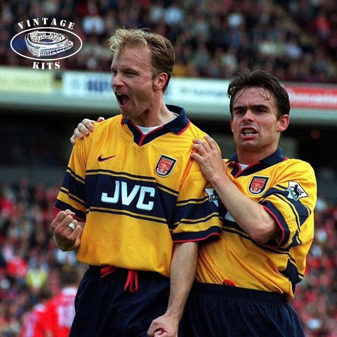 Arsenal 98/99 Away Kit