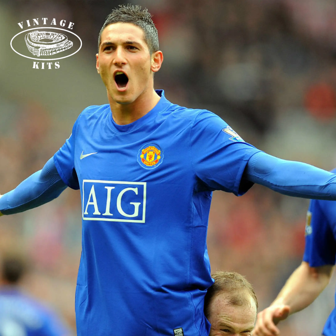 Manchester United 08/09 Third Kit (Long Sleeve)