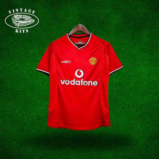 Manchester United 00/01 Home Kit