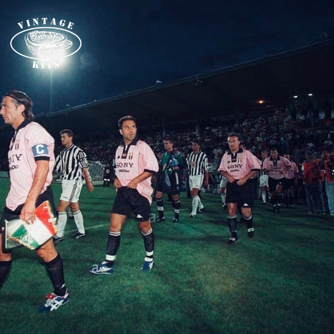 Juventus 97/98 Away Kit