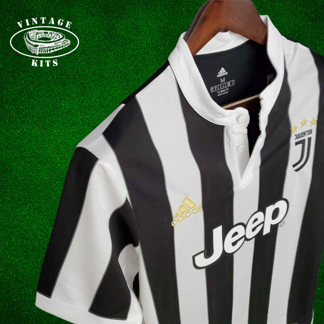 Juventus 17/18 Home Kit