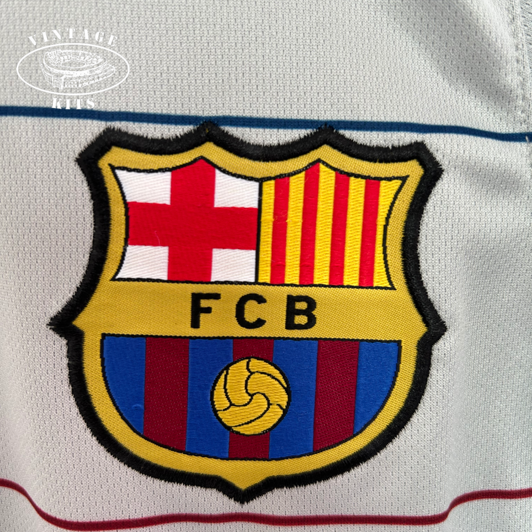 Barcelona 04/05 3RD Kit