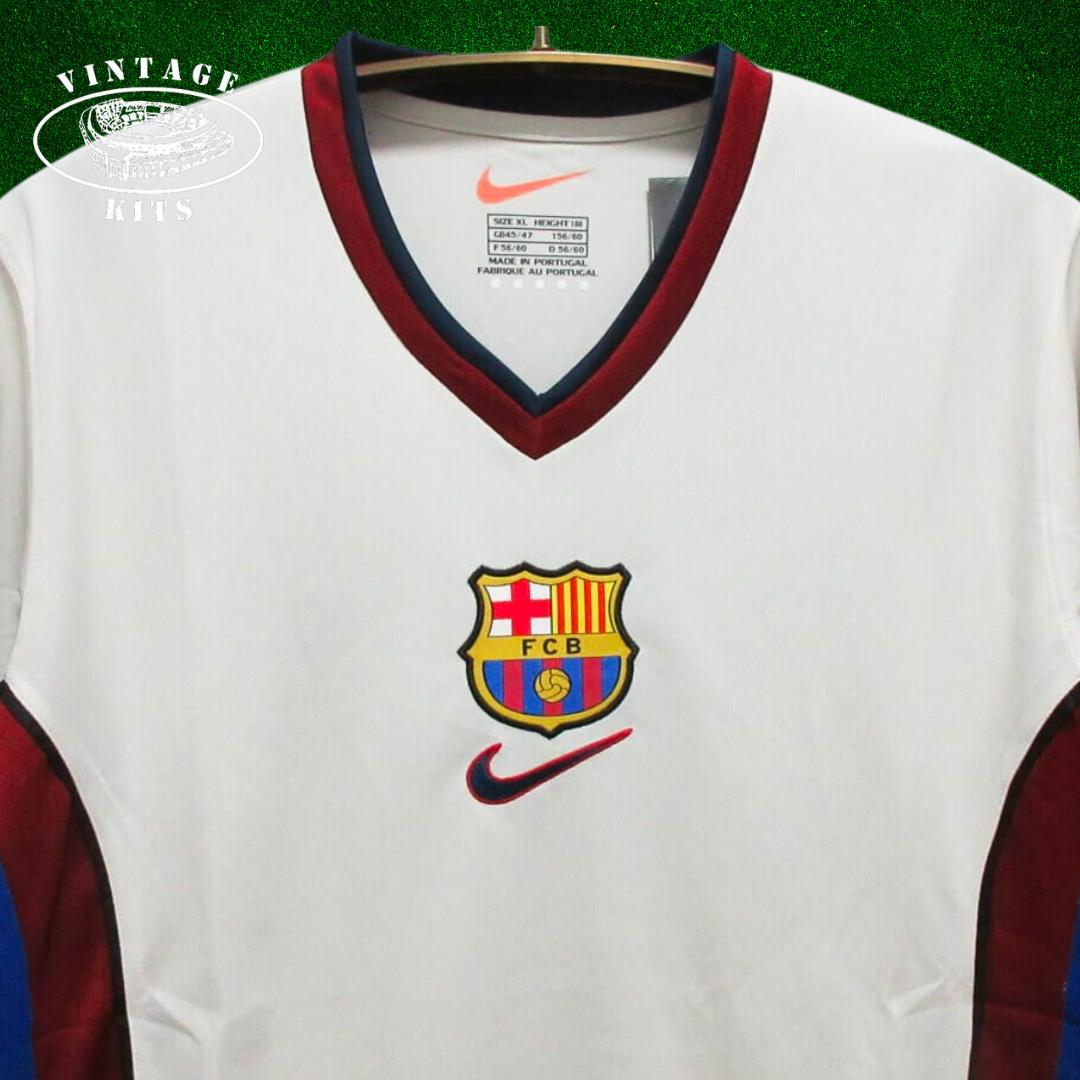 Barcelona 98/00 Away Kit