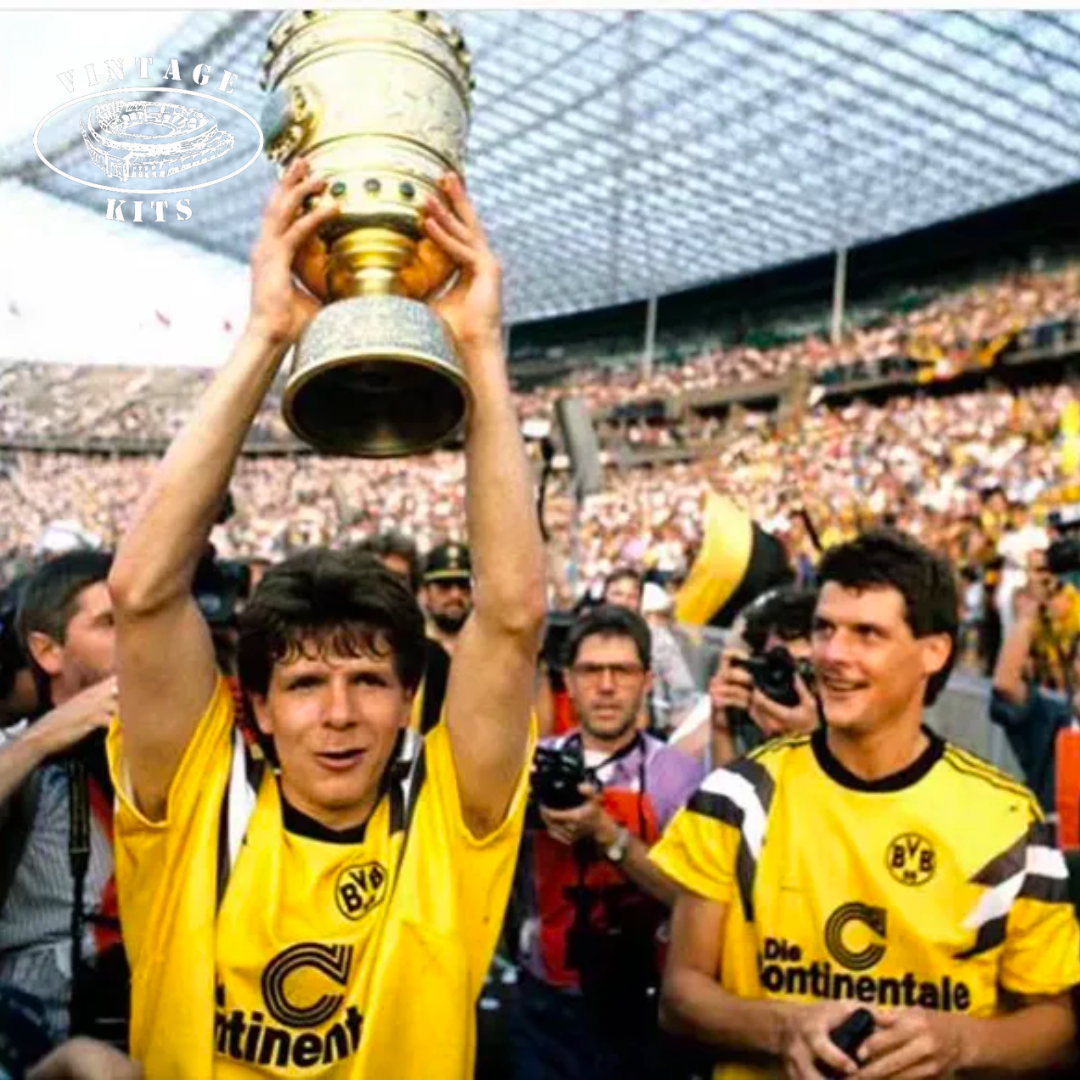 Borussia Dortmund 89/90 Home Kit