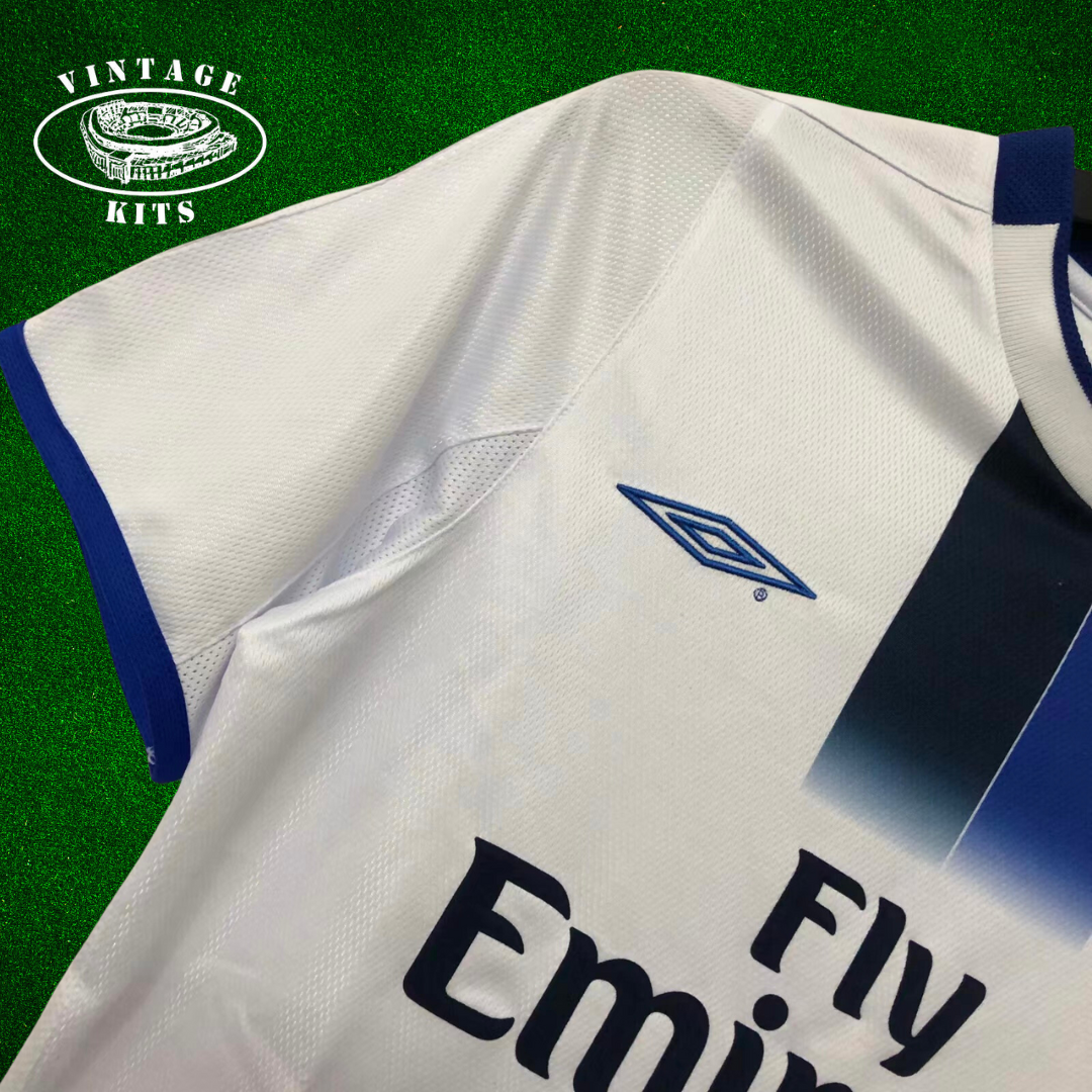 Chelsea 03/04 Away Kit