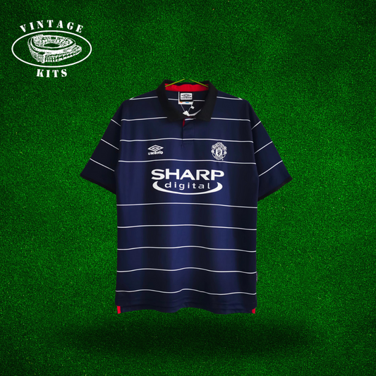 Manchester United 99/00 Away Kit