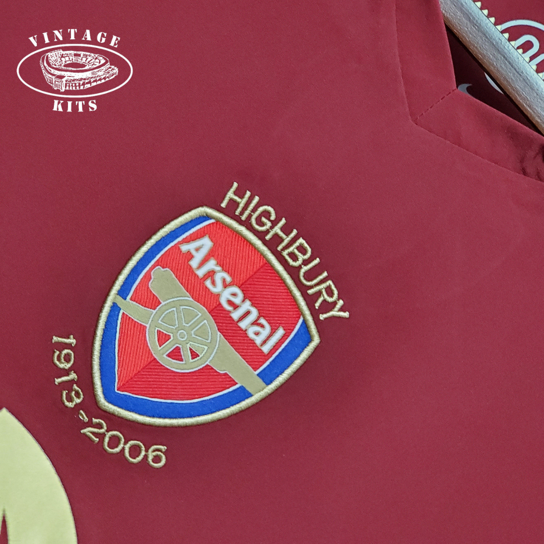 Arsenal 05/06 Home Kit