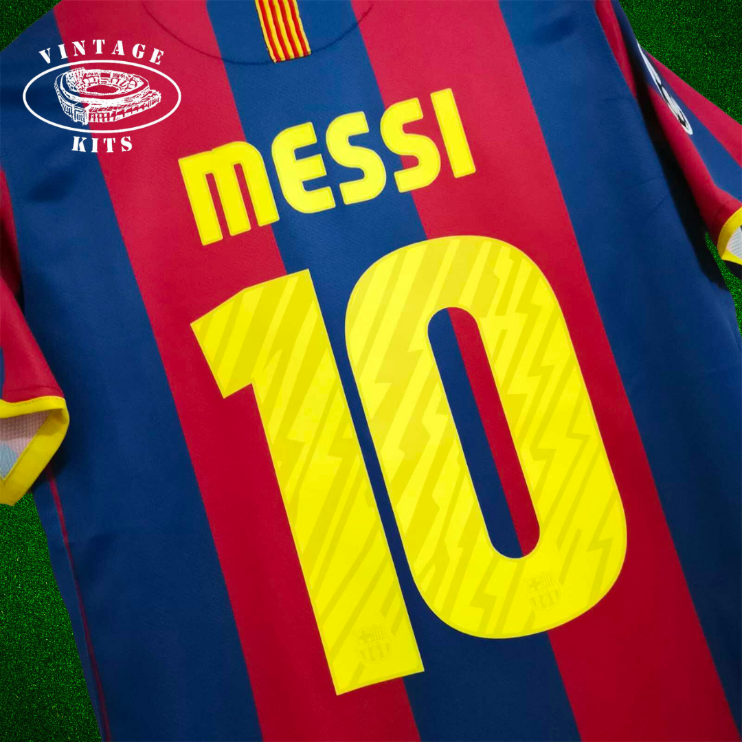 Barcelona 10/11 Home Kit